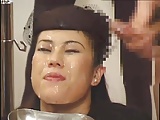 葬儀場でお姉さんに大量顔射