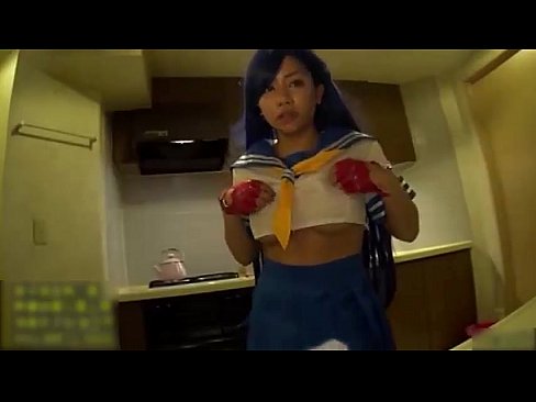 コスプレ美女2人と乱交レズエッチ