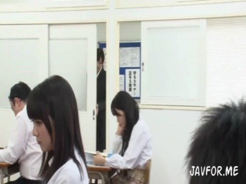 【有本紗世】特殊能力のアプリを使って女子校生、美人教師を淫乱にしてオナニー見せ、フェラ、手コキ口内射精させる。