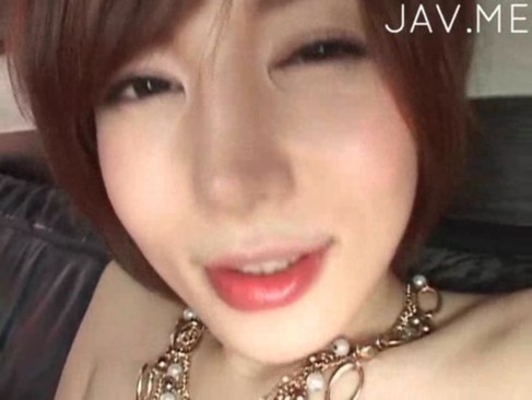 【里美ゆりあ】痴女な巨乳お姉さんがマンコを執拗に手マン責め絶頂、フェラ、手コキからマンコ生挿入腰振り絶頂。