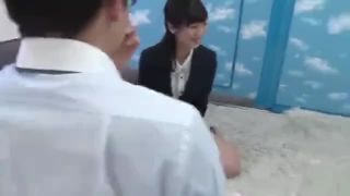 【吉浦みさと】街で見かけた新卒社会人のお姉さんがオマンコをひたすら刺激され容赦ない激ピストンに壊れちゃうほど痙攣＆絶叫！！