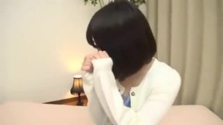 《素人ナンパ企画》「素股だけって…中はダメぇーー//」女子校生JKを先日卒業したばかりのロリ娘！勝手に生挿入＆真正中出し