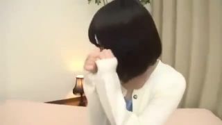 【素人ナンパ】『素股だけって言ったのに…中はダメっ』先日まで女子校生JKだった娘に中出し！ロリ娘を騙し無許可挿入しちゃう