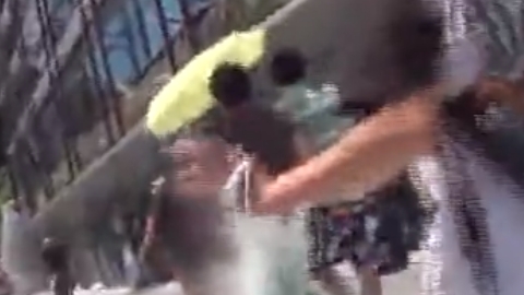 旦那と不仲で欲求不満な人妻がホテルで中出し不倫パコ！