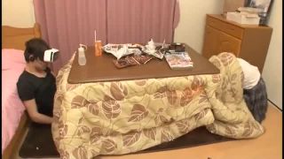 【七海ゆあ】「本物のほうが気持ちイイよ」生ハメしたらオマ○コから有り得ない程のマン汁を垂らしながらアヘイキ!