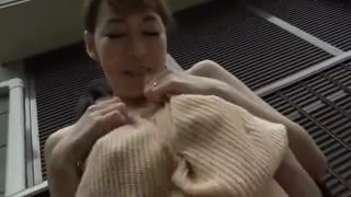 ＜中出しナンパ＞奥さん乳首透けてますよ？♡ノーブラで見せつけるように散歩してる熟女はヤラれたがり確定ｗｗ