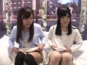 MM号で友達の前でハメられて恥ずかしいのに感じちゃうJD