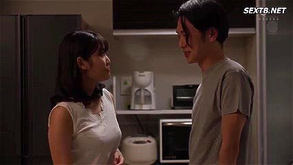 《神宮寺ナオ/人妻》同窓会で主婦となって色気を増していた彼女を寝取って好き放題犯した