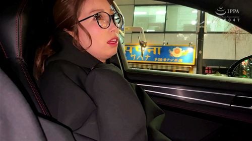 こんな綺麗でおしゃれな奥様がアヘ顔ガンギマリでSEXしまくるドマゾ性癖とか興奮するんだが…