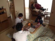 こたつの中でパンツ丸出しのJKに騎乗位中出ししちゃうｗ