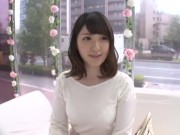 ［MM号］素人ナンパ‼『モデルのアルバイトしませんか❓』22歳の美人女子大生に前戯もなしにいきなりデカチン即ハメ♥