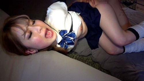 肉便器調教で鼻フックギャルが嗚咽しまくる喉奥レ●プ！