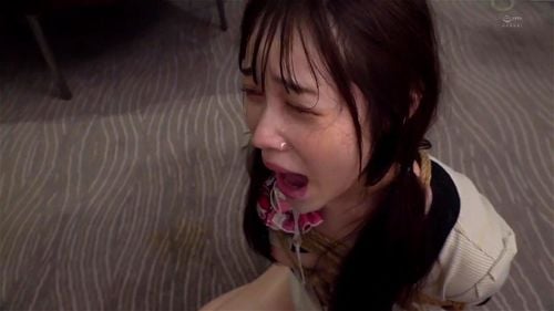 執拗な嬲りを受け入れる 白川ゆず