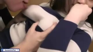 夜遅くに帰宅してる一人暮らしの美乳JDを尾行してレイプする