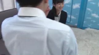 美人なOLさんが早漏に悩む男性を即イキ改善の為にパコって解決！