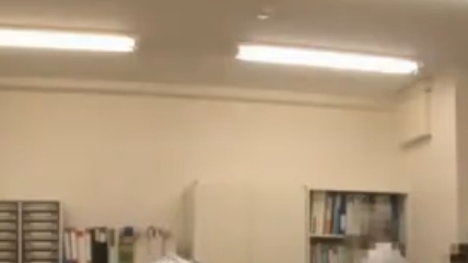 【中出し】むっちり肉感のセクシーナースが病院内で患者さんと禁断パコ