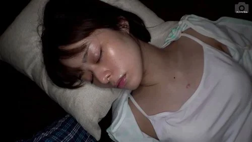 【昏睡レイプ】大手会社で受付嬢をしてるエロ貧乳な姉を睡眠薬で眠らせて…無抵抗なパイパンマンコを凌辱強姦で鬼畜中出しレイプ