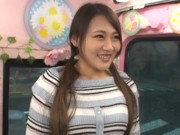 むっちり巨乳な名門大学の素人JDがMM便で赤面素股