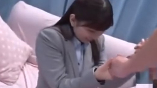 【MM号】可愛らしいOLさんが奥手男子の童貞チンポを筆おろしセックス 清本玲奈