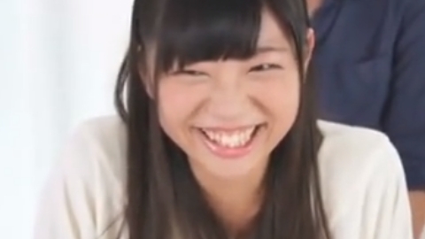 清楚な黒髪美少女の意外に主張してくる巨乳を堪能しつつの贅沢射精