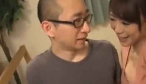 『はぁぁーん…ヌルヌルち○こが入っちゃうぅ…』客と禁止行為連発の風俗嬢が大量なkだしされて！