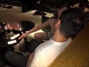 「店長には秘密ね？」ボインのホステスが客のチンポをヌキヌキしてくれる神接客サービス