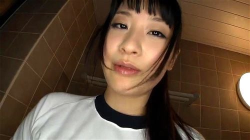 可愛い顔してムチムチ美巨尻な女子校生がチ●ポの出し入れに悶絶するデカ尻セックス