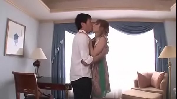 {長谷川リホ}『すっげぇｗエッロイなぁ！』くっそ抜けるｗ濡れまくったおまんちょにチンポをぶち込まれ激しいピストンにヒクヒクしながらガチイキｗ