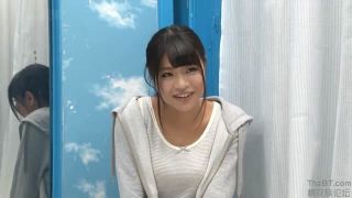 笑顔が可愛い黒髪美少女さんが童貞くんの夢を叶えて筆おろしハメ