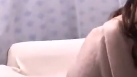 人生相談のはずが中出しされちゃった素人妻さん