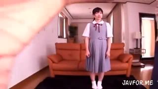 帰宅途中の幼女のスカートの中を味わって凌辱するレイプ男