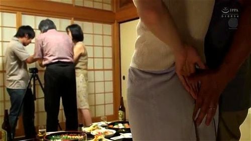 【NTR人妻】嫁の妹の無防備な姿に欲情して夜●いレ×プして寝取る義理兄