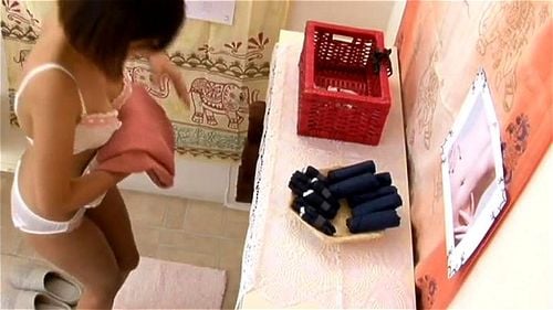 【レズエステ】女性施術師の凄テク性感オイルマッサージで潮吹きスプラッシュ