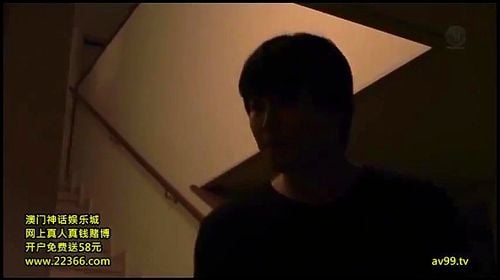 美熟女の母親の親友がドストライクだっだのでキスして最後までヤっちゃった