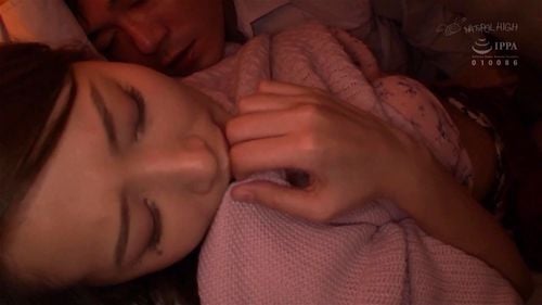 【通野未帆/NTR】布団の中密着スローピストンで騎乗位中出しさせる美人妻！夫の部下のねっとり愛撫に堕ちて浮気SEX！！