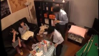 ★乱交★『すんげぇｗマジたまんねぇーッ！』鬼抜けｗｗｗ汁まみれのマンコに男根を突っ込まれ濃厚ファックによがりまくりイキまくりｗ