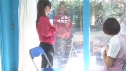 ＜素人＞ゆきの20歳 合宿中は禁欲だからムラムラしちゃう！？陸上部女子にエロマッサージ！マジックミラー号＜真正中出し＞