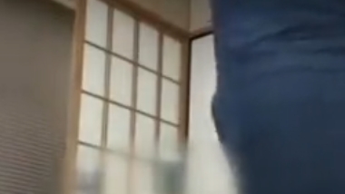 浮気希望の素人妻たちと中出し乱交パーティ！