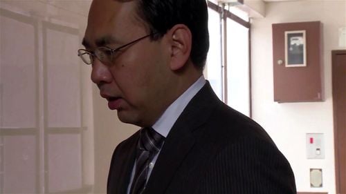 《ながえスタイル/真木今日子/巨乳人妻NTR》自慢の妻が隣人オヤジに抱かれる姿を見て興奮する変態夫