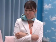 【マジックミラー号】童貞くんを杭打ち騎乗位で筆下ろしする優しい美人CA！激しい搾精ピストンで騎乗位ゴム中出し！！