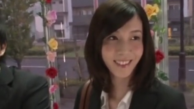 清楚なOLさんがお金に釣られて同僚ちんぽを受け入れ！