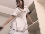 掃除中にノーブラ妹の胸チラ！ラッキーと思っていたら突然ズボンを下ろされて…