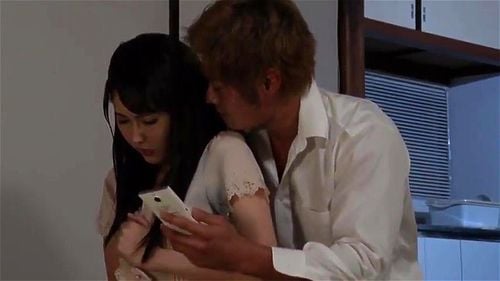 《原ちとせ/熟女人妻中出し》息子の家庭教師が色っぽい女性を前にいきり勃ったチンポでモノにする