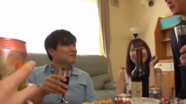 王様ゲームの過激な命令にノリノリのJDたち