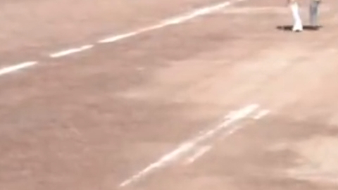 クソガキショタが二人がかりで巨乳お姉さんを中出しレイプ！