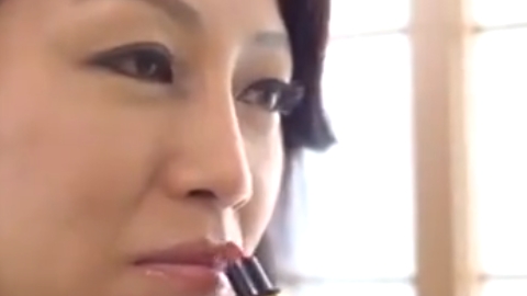 むっちり巨乳の熟女妻と禁断のガチハメ→熟れマンを堪能しザー汁ぶっかけフィニッシュ【人妻】