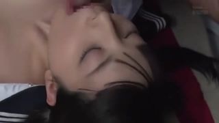 先生もすでに帰宅、クラスメイトに監禁されマワされるJK