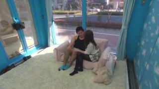 「ぇ‥恥ずかしいんですけど‥ｗ」何だかんだベロキス手コキで抜いてくれる美女