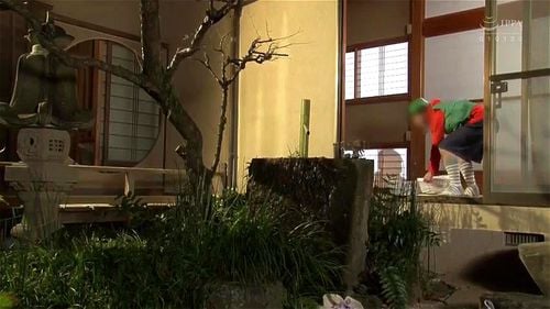 セクハラ痴●された熟女おばさんは孕ませ大乱交で悪ガキチンポの中出し肉便器に堕ちた